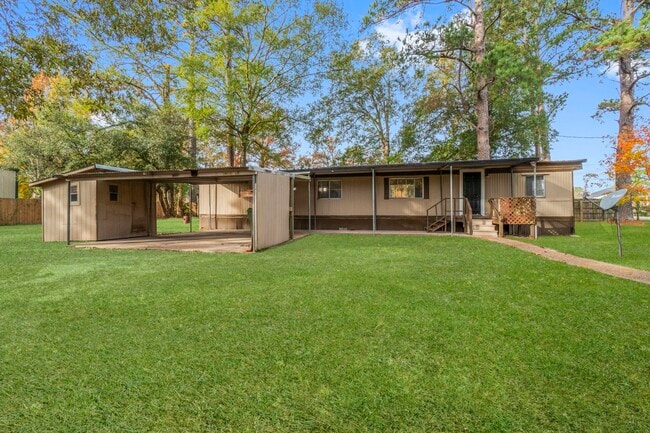 property at 906 E Hanson St