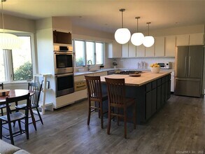 107 Lime Rock Rd in Salisbury, CT - Building Photo - Building Photo