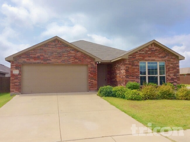 property at 12352 Hunters Knoll Dr