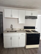 107-111-111 Brooks St in Boston, MA - Building Photo - Building Photo