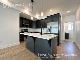 141 E Amboise Ct in Sandy, UT - Building Photo