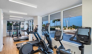The Hamilton in Miami, FL - Building Photo - Building Photo