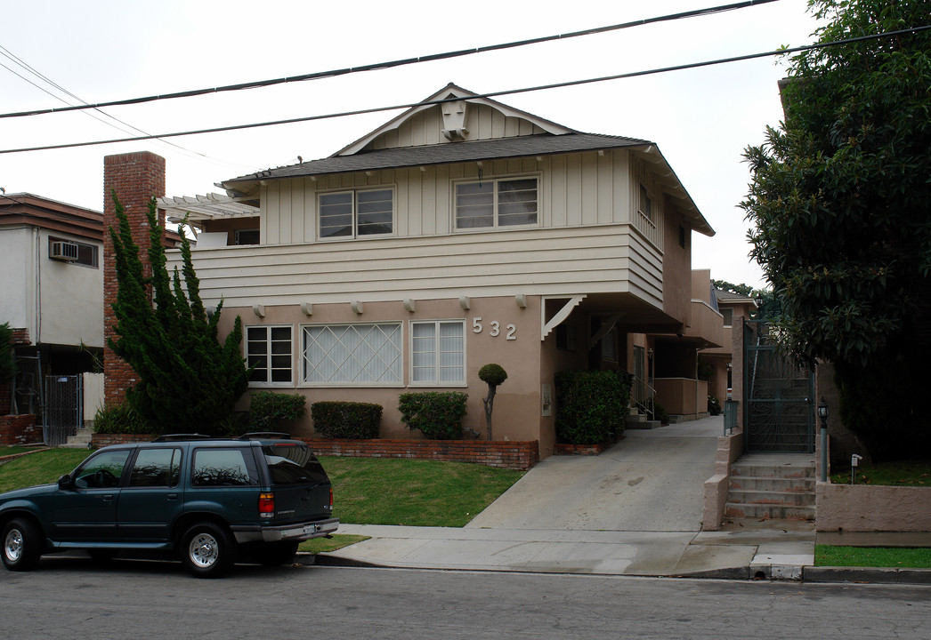 532 Evergreen St in Inglewood, CA - Foto de edificio