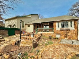 18412 OK-49 in Medicine Park, OK - Building Photo