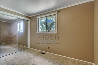 6842 S Enchanted Dr in Midvale, UT - Building Photo - Building Photo
