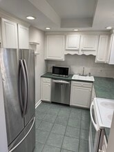 4724 29th St S, Unit B2 in Arlington, VA - Foto de edificio - Building Photo