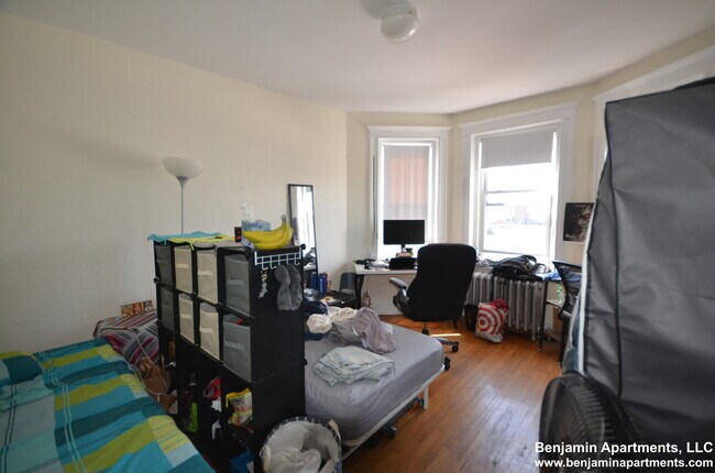 property at 1111 Boylston St