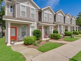 1734 Brush Hill Rd in Tallahassee, FL - Building Photo