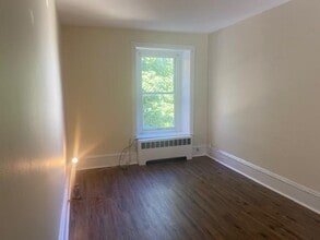147 N Main St, Unit 2-1 in Doylestown, PA - Building Photo - Building Photo