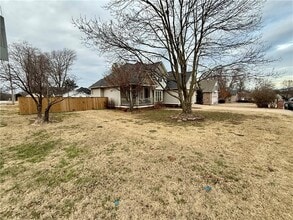 101 Fox Glove Ln in Bentonville, AR - Building Photo - Building Photo