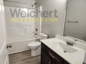 210 Stacy Dr in Paragould, AR - Building Photo - Building Photo