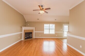 8390 Pinnacle Dr in Southaven, MS - Building Photo - Building Photo