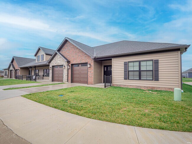 3851 High Pointe Dr in Newburgh, IN - Building Photo - Building Photo