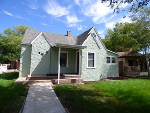 1601 4th St in Susanville, CA - Foto de edificio - Building Photo