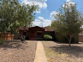 712 N 9th St in McAllen, TX - Building Photo - Building Photo