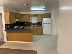 6040 Natalie Lane, Unit 6040 Natalie Ln in Vidor, TX - Building Photo - Building Photo
