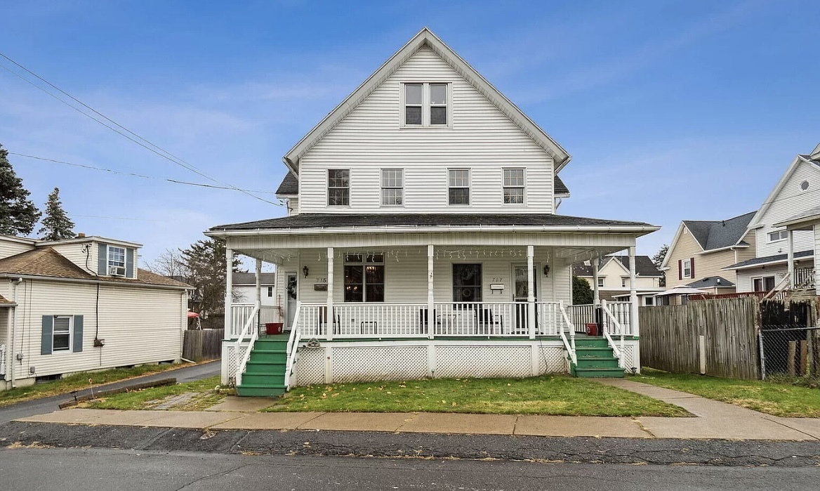 715 Landis St in Scranton, PA - Building Photo