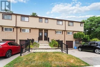 10 Claudette Gate in Hamilton, ON - Building Photo - Building Photo