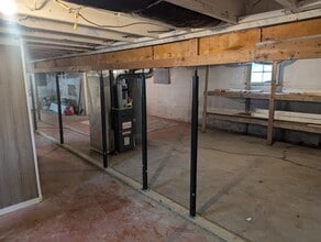 310 E Vine St in Villa Grove, IL - Building Photo - Building Photo