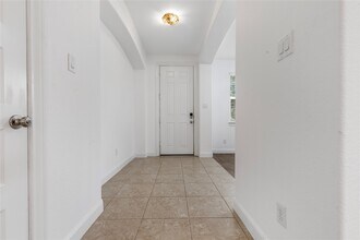 2206 Hidden Meadow Ln in Houston, TX - Building Photo - Building Photo