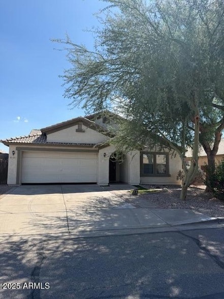1605 E Leaf Rd, Unit S201 in San Tan Valley, AZ - Foto de edificio - Building Photo