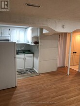 60 Bay Hill Dr in Vaughan, ON - Building Photo - Building Photo