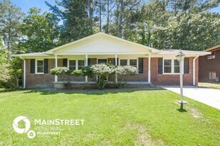 3435 Leisure Ln in College Park, GA - Building Photo