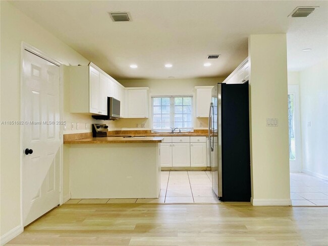 3829 Dove Landing Rd in West Palm Beach, FL - Building Photo - Building Photo