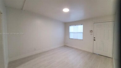 841 NW 12th Ave in Fort Lauderdale, FL - Building Photo - Building Photo