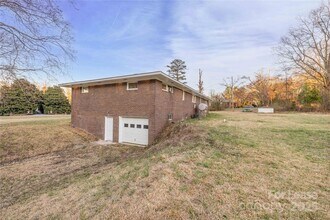 44261 US-52, Unit 002 in Richfield, NC - Building Photo - Building Photo