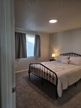 600 Van Wy in Grandview, WA - Building Photo - Building Photo