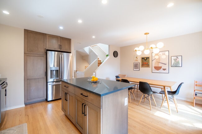 1829 N Dayton St in Chicago, IL - Building Photo - Building Photo