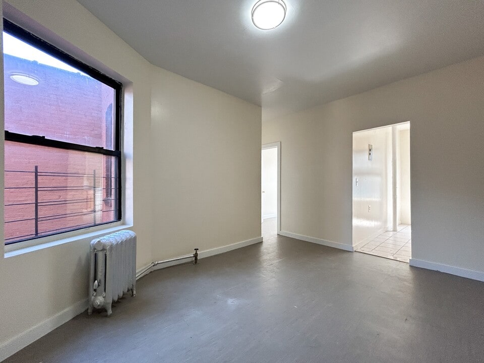 3349 Decatur Ave in Bronx, NY - Building Photo