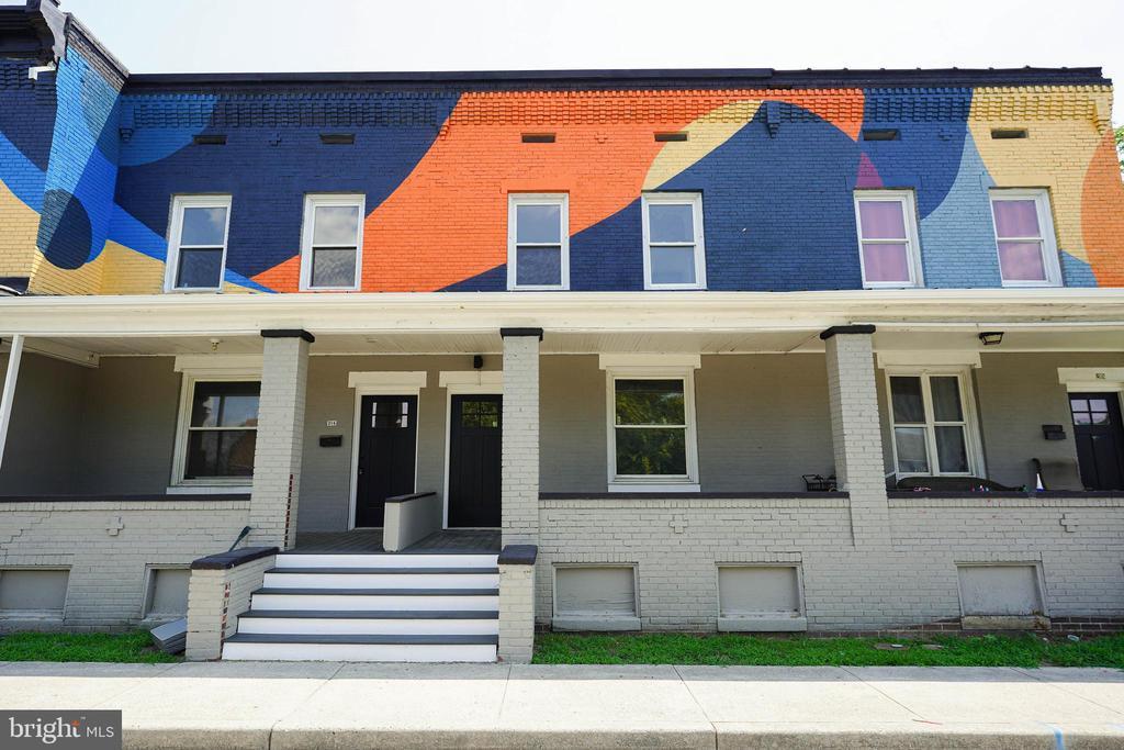 216 S Pennsylvania Ave in Delmar, MD - Building Photo