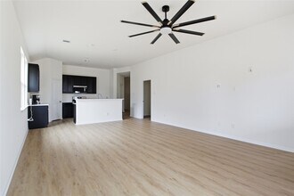 170 Rd 51022 in Cleveland, TX - Building Photo - Building Photo