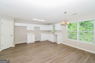 4094 Sitka Dr in Douglasville, GA - Building Photo - Building Photo