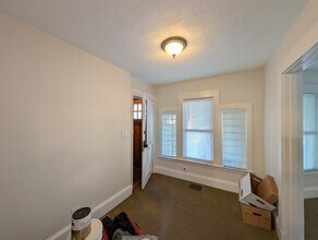 12 Electric Ave, Unit 1 in Somerville, MA - Building Photo - Building Photo