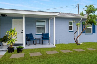 401 S Mars Ave in Clearwater, FL - Building Photo - Building Photo