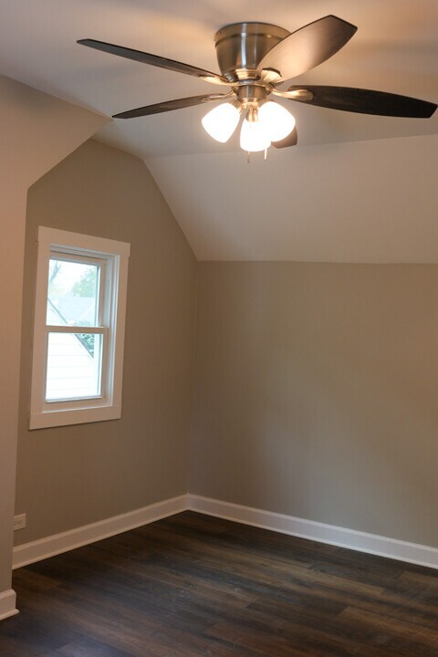 12237 S May St in Chicago, IL - Building Photo