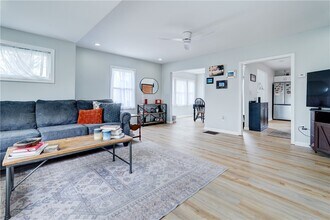 523 Elmgrove Rd in Rochester, NY - Building Photo - Building Photo