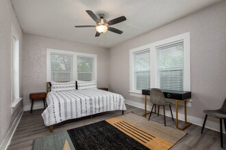 1108 Center St in San Antonio, TX - Building Photo - Building Photo