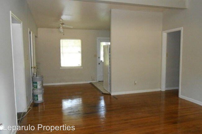 1670 Sharkey St in Tallahassee, FL - Building Photo - Building Photo