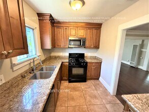 3874 2nd Ave in Los Angeles, CA - Foto de edificio - Building Photo