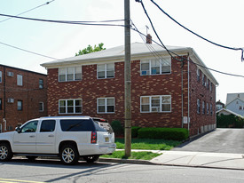 286 Stuyvesant Ave Apartments