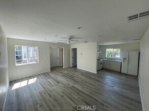 7019 Geyser Ave in Los Angeles, CA - Building Photo - Building Photo