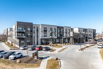 Ovation Heartwood Preserve-Independent Living in Omaha, NE - Building Photo - Primary Photo