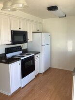 214 S French Ave, Unit 4 in Arlington, WA - Building Photo