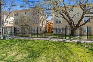 305 E 31st St in Austin, TX - Building Photo
