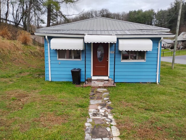 property at 115 Chatham Dr