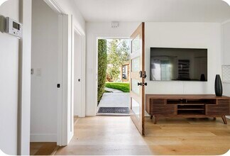 12812 Greene Ave in Los Angeles, CA - Foto de edificio - Building Photo